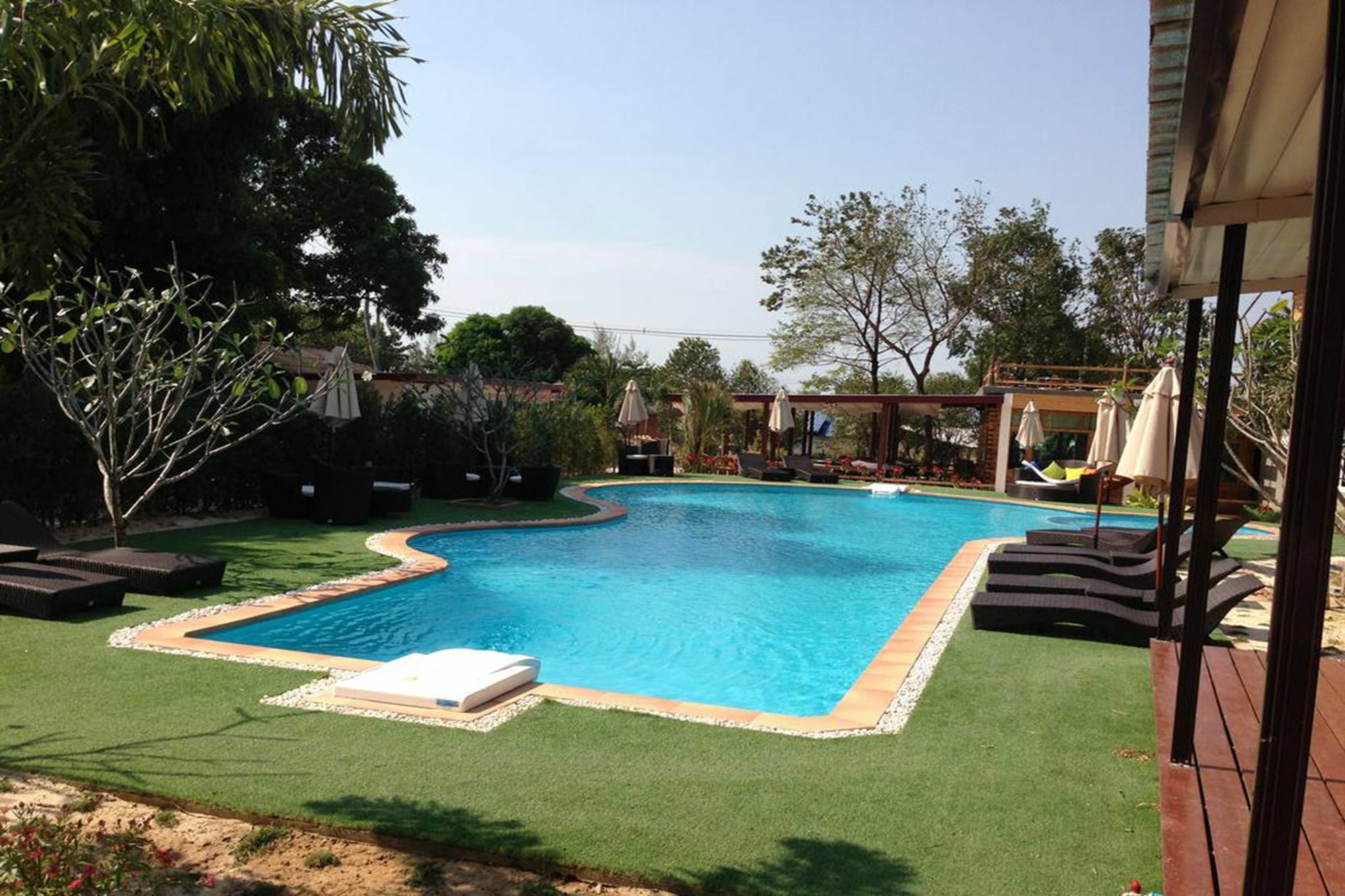 Check In And Chill Out Hotell Ban Laem Sok Eksteriør bilde